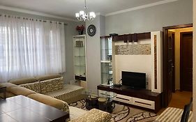 Comfortable 2-Br For 4