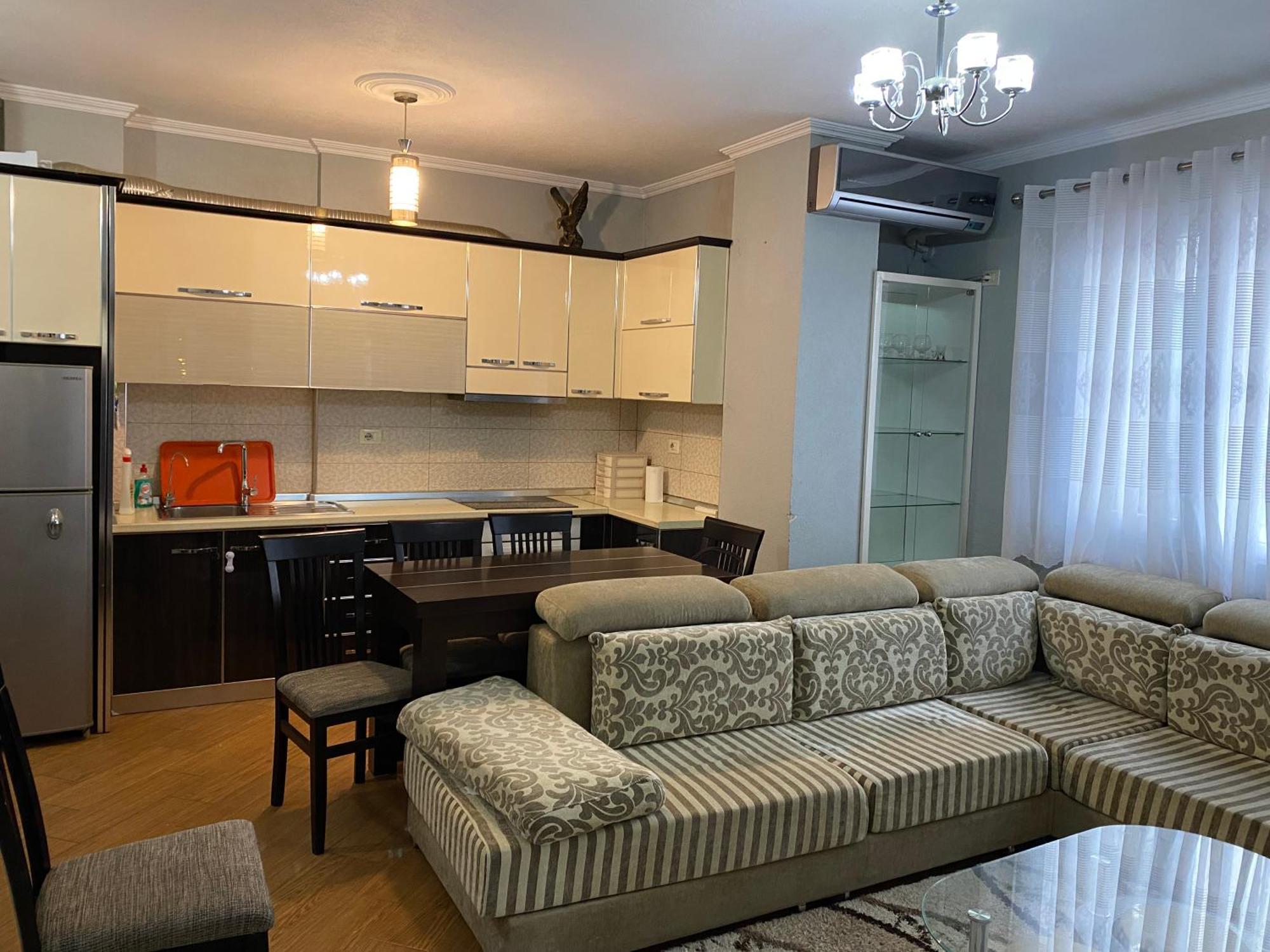 Apartament Comfortable 2-Br For 4 Tirana Zewnętrze zdjęcie