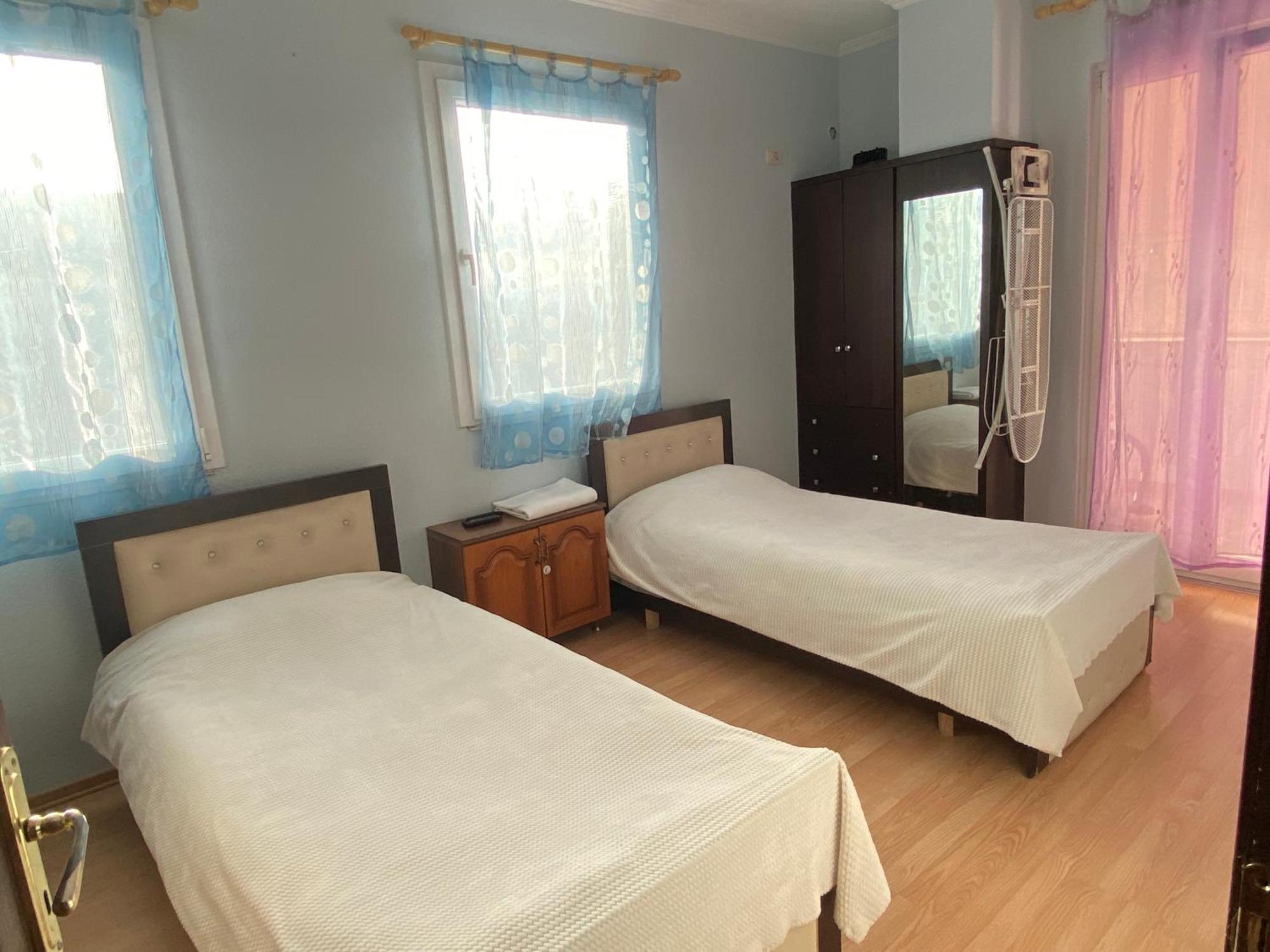 Comfortable 2-Br For 4 Tirana Zewnętrze zdjęcie